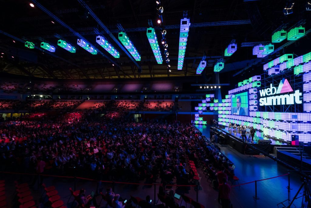 Web Summit Lisbon, many companies in a big room 