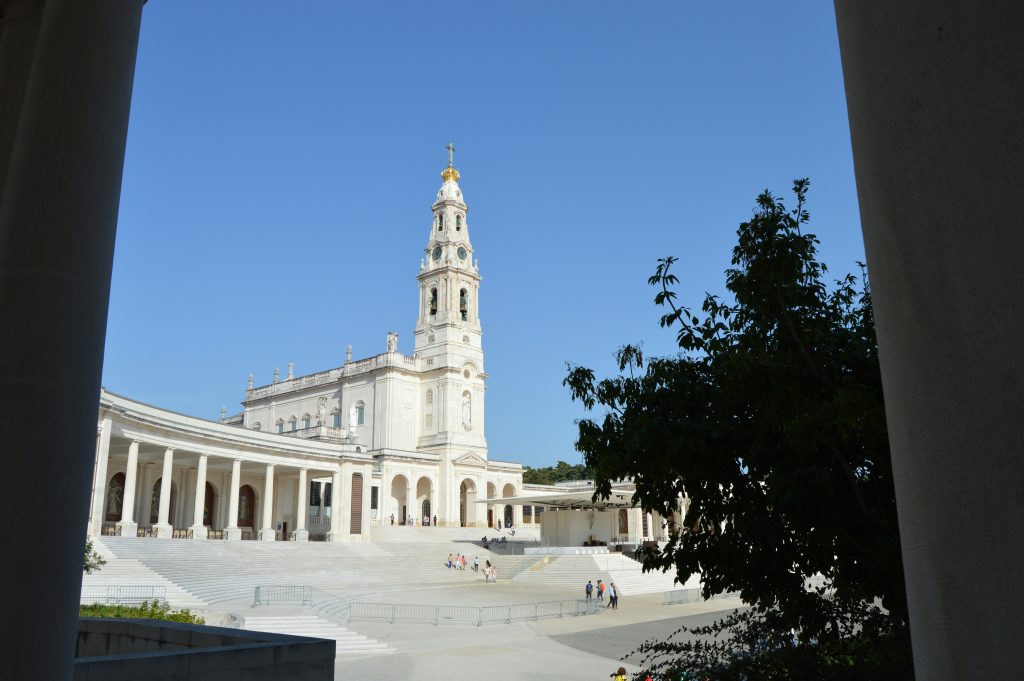 8 Breathtaking Religious Sites in Portugal (Fátima & More)