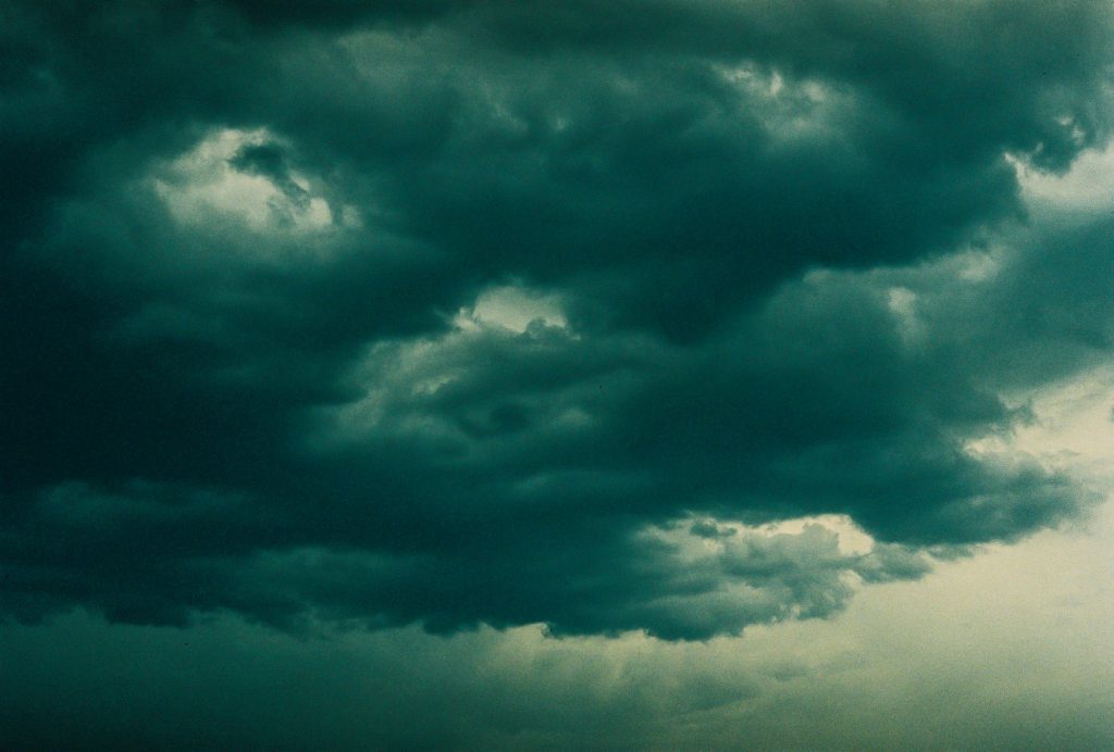 Stormy Sky Coimbra, Thunder this weekend is a possibility